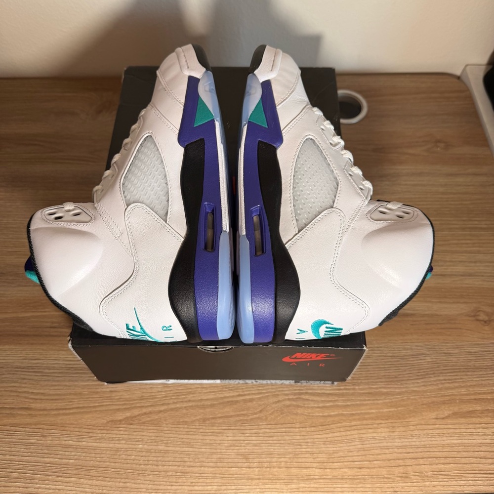 Jordan 5 grape size 9M